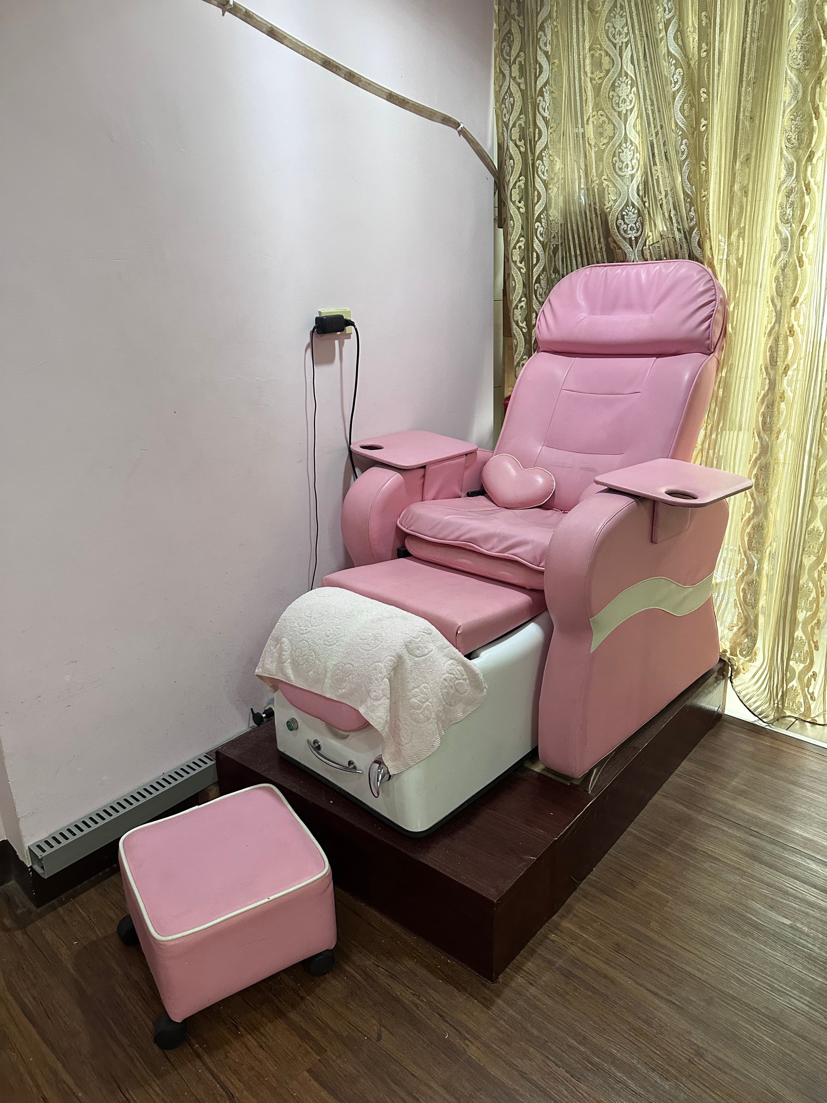 美睫美甲工作室 室內照片 9